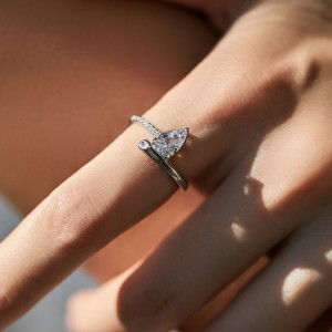 925 Sterling Silver Teardrop CZ Ring 70100467