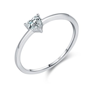 925 Sterling Silver Heart-Shaped CZ Minimalist Ring 70100473
