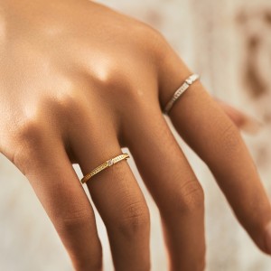 925 Sterling Silver Dainty CZ Minimalist Ring 70100477 925 Sterling Silver Dainty CZ Minimalist Ring 70100477