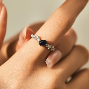 925 Sterling Silver Vintage Sapphire CZ Ring 70100478