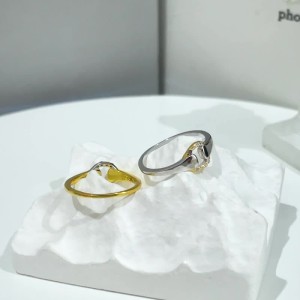 925 Sterling Silver Adjustable Two-Tone Interlocking Pave CZ Ring 70100515 925 Sterling Silver Adjustable Two-Tone Interlocking Pave CZ Ring 70100515