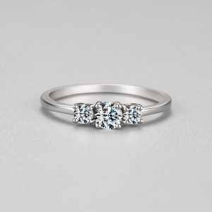 925 Sterling Silver Triple Round Cut Three-Stone CZ Ring 70100531
