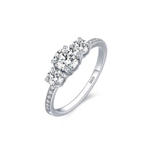 925 Sterling Silver Classic Three-Stone CZ Ring 70100542 925 Sterling Silver Classic Three-Stone CZ Ring 70100542