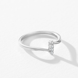 925 Sterling Silver Minimalist Geometric Zircon Ring 70100563
