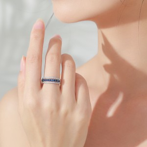 925 Sterling Silver Triple Row Zircon Ring 70100572