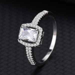 Silver Cubic Zirconia Solitaire Ring 70200009