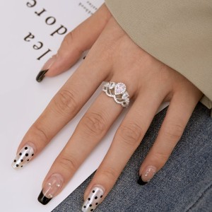 Sparkle Crown Waterdrop Zirconia Ring 70200074 Sparkle Crown Waterdrop Zirconia Ring 70200074