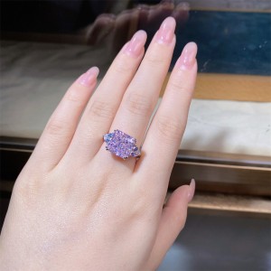 8A Ice Flower Cut Square Zirconia Ring 70200075 8A Ice Flower Cut Square Zirconia Ring 70200075