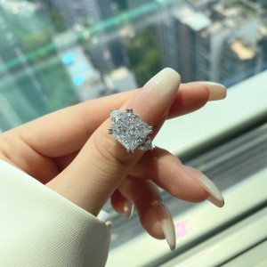 8A Ice Flower Cut Square Zirconia Ring 70200075 8A Ice Flower Cut Square Zirconia Ring 70200075