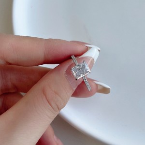Sparkle 8A Rectangle Cubic Zirconia Party Ring 70200186 Sparkle 8A Rectangle Cubic Zirconia Party Ring 70200186