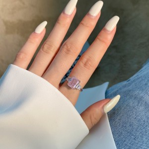 Premium Flower Crush Ice Zirconia Solitaire Ring 70200093 Premium Flower Crush Ice Zirconia Solitaire Ring 70200093