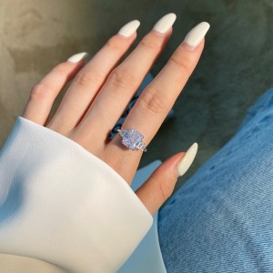 Premium Flower Crush Ice Zirconia Solitaire Ring 70200093 Premium Flower Crush Ice Zirconia Solitaire Ring 70200093