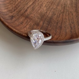 Luxury Simulated Pink Sapphire Zirconia Solitaire Ring 70200100 Luxury Simulated Pink Sapphire Zirconia Solitaire Ring 70200100