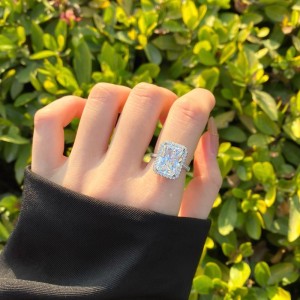 8A Curshed Ice Radiant Cut Zirconia Solitaire Ring 70200107 8A Curshed Ice Radiant Cut Zirconia Solitaire Ring 70200107