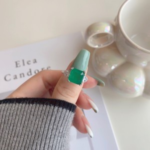 Vintage 8A Square Cubic Zirconia Party Ring 70200133