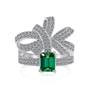 Sqarkle Emerald Cubic Zirconia Bow Ring 70200149 Sqarkle Emerald Cubic Zirconia Bow Ring 70200149