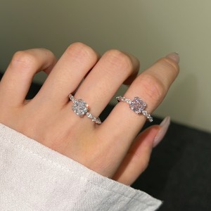 925 Sterling Silver Square Zirconia Solitaire Ring 70200217 925 Sterling Silver Square Zirconia Solitaire Ring 70200217