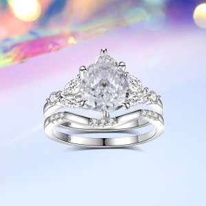 Crown High Carbon Diamond Stack Ring 70200257 Crown High Carbon Diamond Stack Ring 70200257