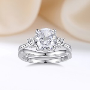 Oval High Carbon Diamond Stack Ring 70200259 Oval High Carbon Diamond Stack Ring 70200259