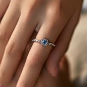 925 Sterling Silver Cushion-Cut Crystal Ring 70200297