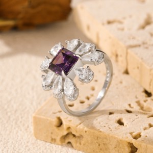 925 Sterling Silver Violet Zircon Cocktail Ring 70200320 925 Sterling Silver Violet Zircon Cocktail Ring 70200320
