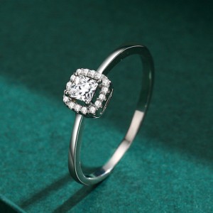 925 Sterling Silver Princess-Cut 1CT CZ Halo Ring 70200328