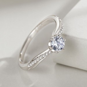 925 Sterling Silver Round-Cut Solitaire Six-Prong CZ Ring 70200334