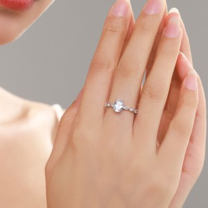 925 Sterling Silver Classic Oval CZ Ring 70200348
