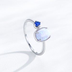 925 Sterling Silver Vintage Iridescent Blue Opal Ring 70200359