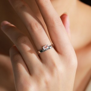 925 Sterling Silver Minimalist Solitaire Square Cut Zircon Ring 70200365