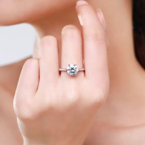 925 Sterling Silver 2 CT Six-Prong Round Zircon Ring 70200369