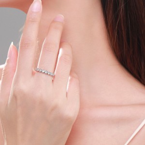 Sterling Silver Zirconia Heart Band Rings 70300014 Sterling Silver Zirconia Heart Band Rings 70300014