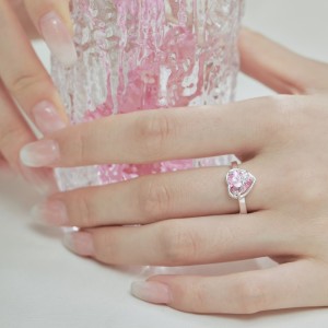 Barbie Pink Heart Zirconia Wedding Party Ring 70300036 Barbie Pink Heart Zirconia Wedding Party Ring 70300036