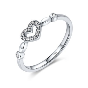 Vintage Tiny Heart Stackable Zirconia Party Ring 70300061 Vintage Tiny Heart Stackable Zirconia Party Ring 70300061