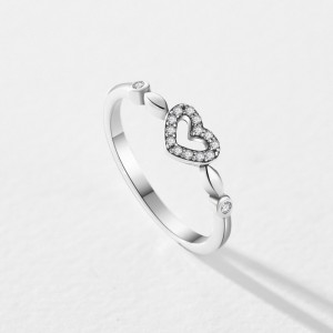 Vintage Tiny Heart Stackable Zirconia Party Ring 70300061 Vintage Tiny Heart Stackable Zirconia Party Ring 70300061