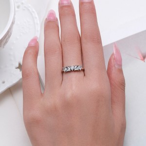 Cluster Hearts Zirconia Wedding Party Ring 70300066 Cluster Hearts Zirconia Wedding Party Ring 70300066