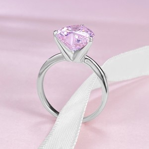 8A High Carbon Zirconia Heart Ring 70300080