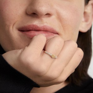 925 Sterling Silver Pave CZ Heart Signet Statement Ring 70300093 925 Sterling Silver Pave CZ Heart Signet Statement Ring 70300093