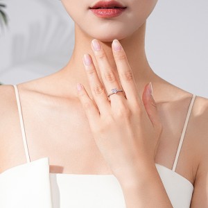 925 Sterling Silver Romantic Pink Heart CZ Ring 70300095