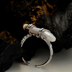 Baroque Stick Pearl Open Rings 70400072