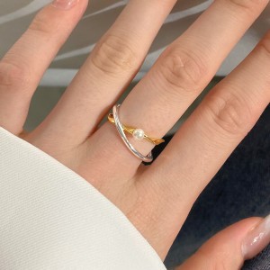 Stylish Twisted Lines Pearl Toe Ring 70400187 Stylish Twisted Lines Pearl Toe Ring 70400187