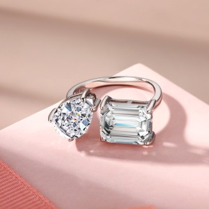 8A Ice Flower Cut Zirconia Toe Ring 70400192 8A Ice Flower Cut Zirconia Toe Ring 70400192