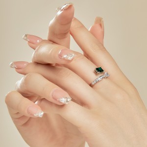 Spiral Emerald Zirconia Toe Ring 70400193