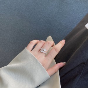 Luxury Pear Zirconia Toe Ring 70400194 Luxury Pear Zirconia Toe Ring 70400194