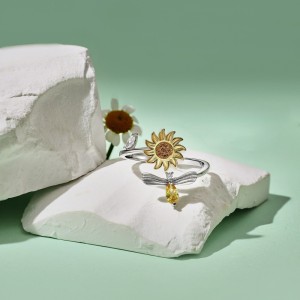 Moveable Sunflower Zirconia Open Rings 70400232 Moveable Sunflower Zirconia Open Rings 70400232