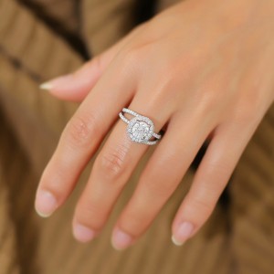 925 Sterling Silver Halo Engagement Zircon Ring Set 70500010