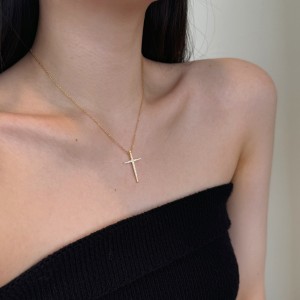 925 Sterling Silver Cross Pendant Necklace 80200225