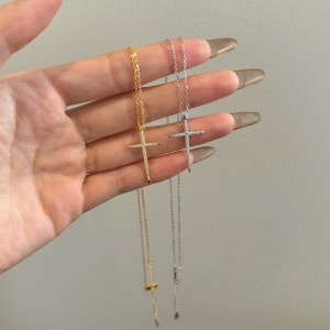 925 Sterling Silver Cross Pendant Necklace 80200225