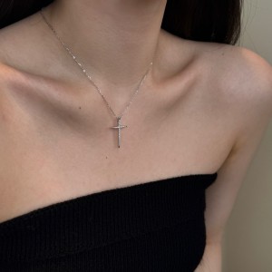 925 Sterling Silver Cross Pendant Necklace 80200225