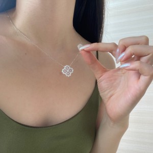 Sparkle Zirconia Flower Pendant Party Necklace 80200241 Sparkle Zirconia Flower Pendant Party Necklace 80200241